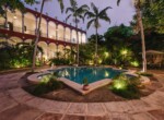 Villa Merida - Pool Garden looking to hotel